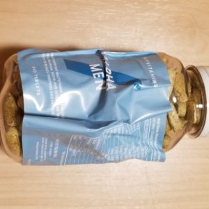 ボトルが大きく破損内部が変質 ボトルが大きく破損内部が変質